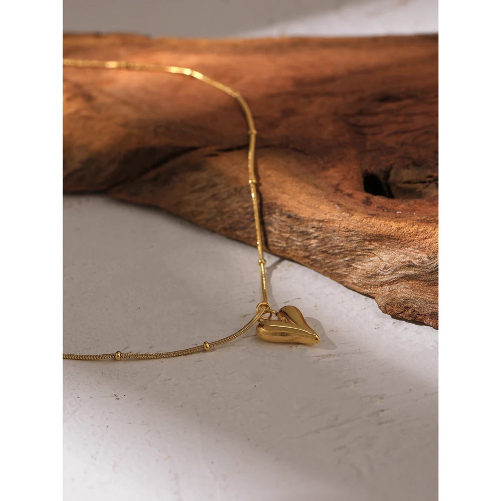 Heart Pendant Chain Necklace - 18K Stainless Steel Waterproof Choker