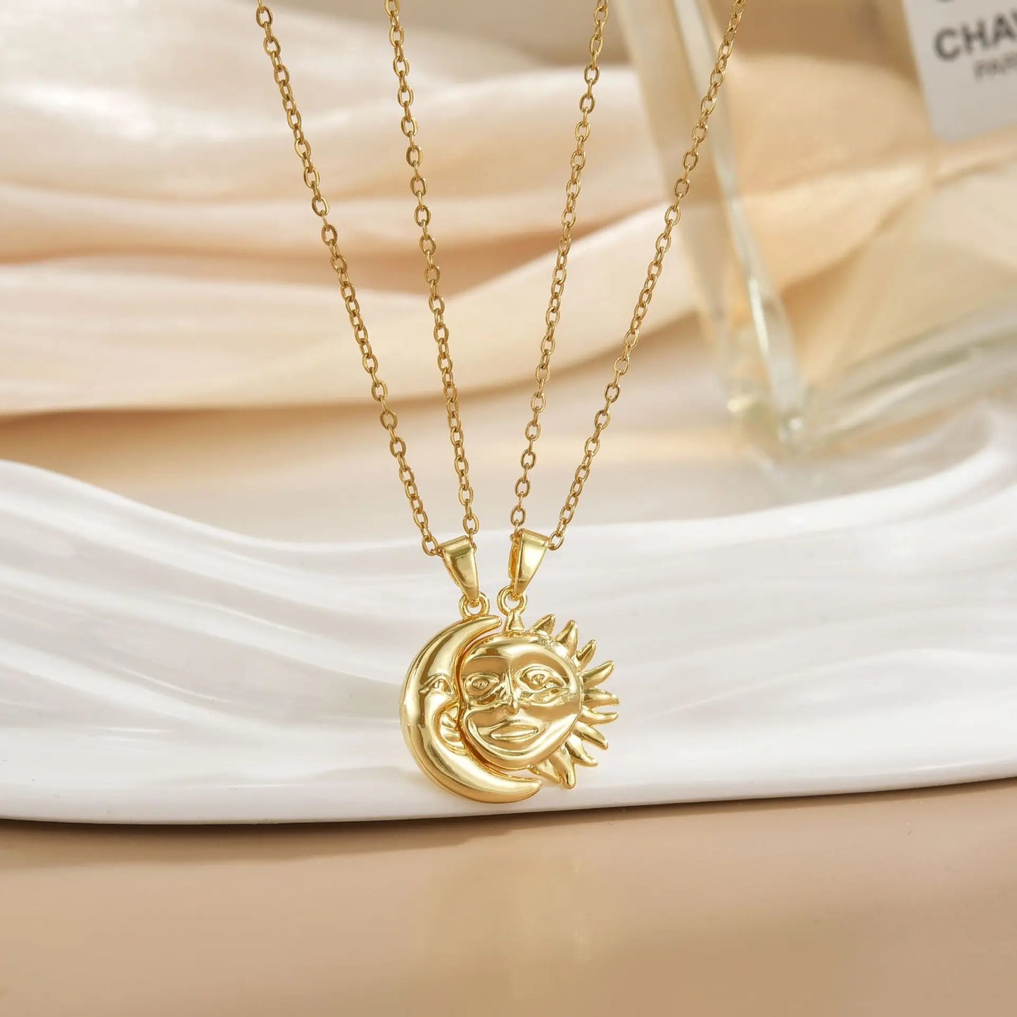 Magnetic Sun & Moon Necklace Set - Celestial Couple Jewelry