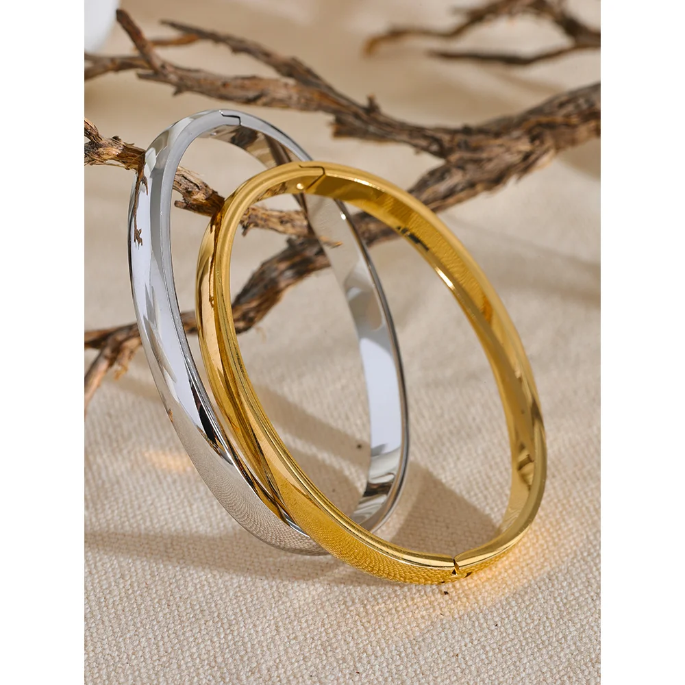 Minimalist Stainless Steel Bangle - Smooth Round Bracelet for Women