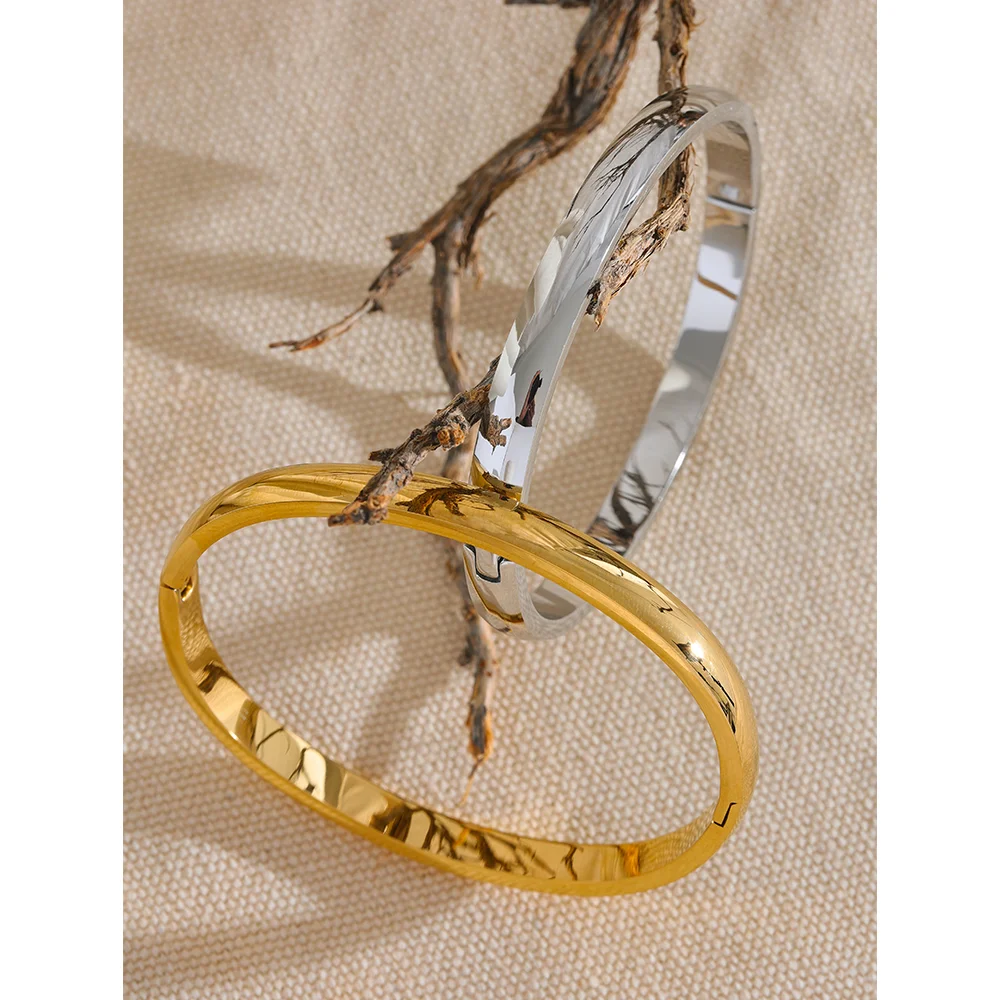 Minimalist Stainless Steel Bangle - Smooth Round Bracelet for Women