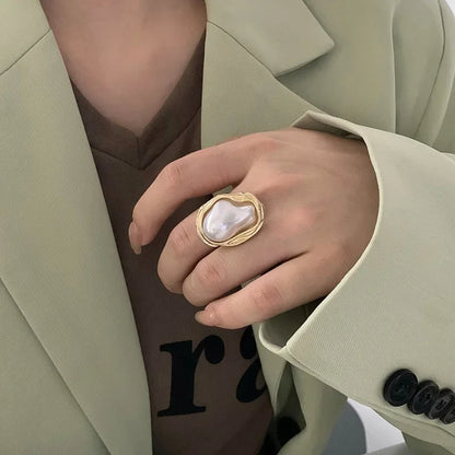 Tide & Pearl Adjustable Gold Starfish Ring - Korean Luxury