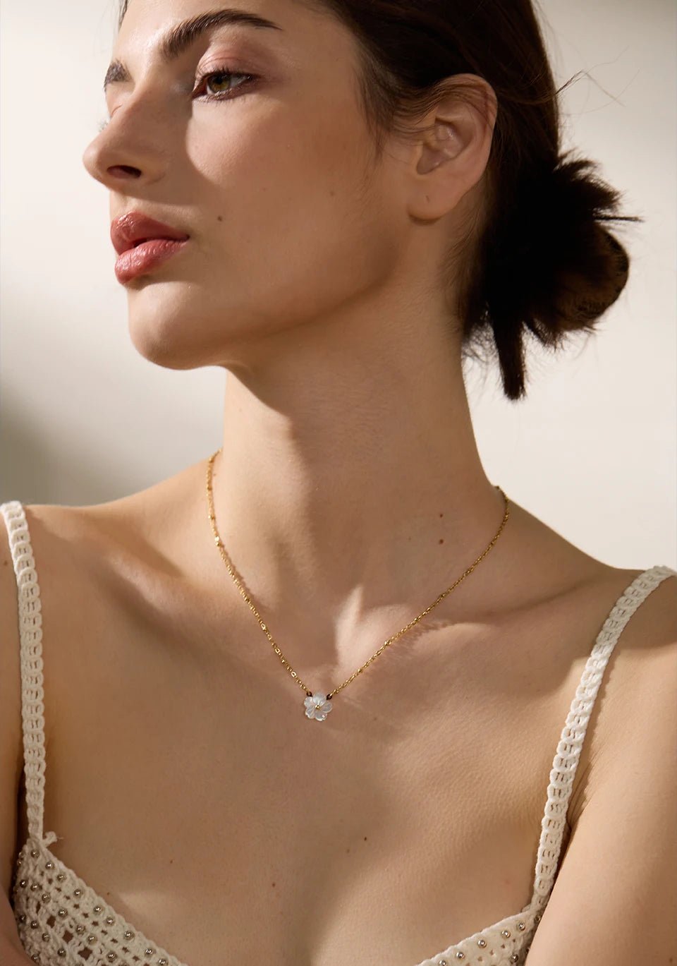 Necklace floral - natural shell flower pendant for women | Pure Vita Dubai