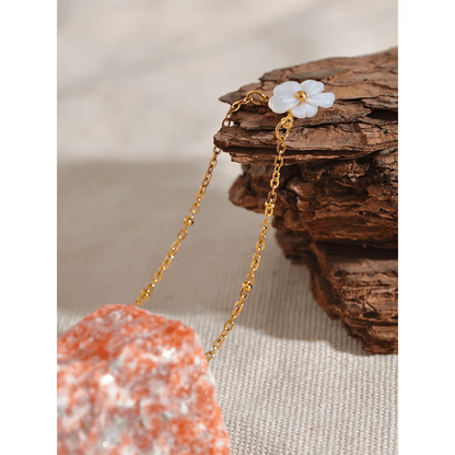 Necklace floral - natural shell flower pendant for women | Pure Vita Dubai
