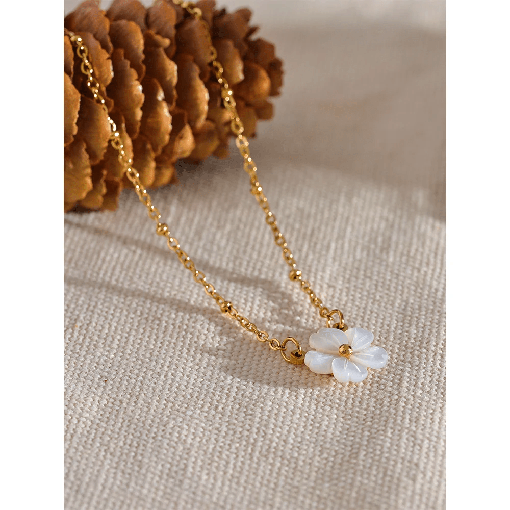 Necklace floral - natural shell flower pendant for women | Pure Vita Dubai