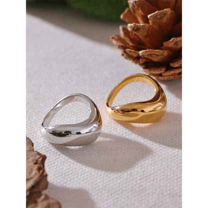 Geometric gold ring - minimalist stainless steel design for women | Pure Vita Dubai