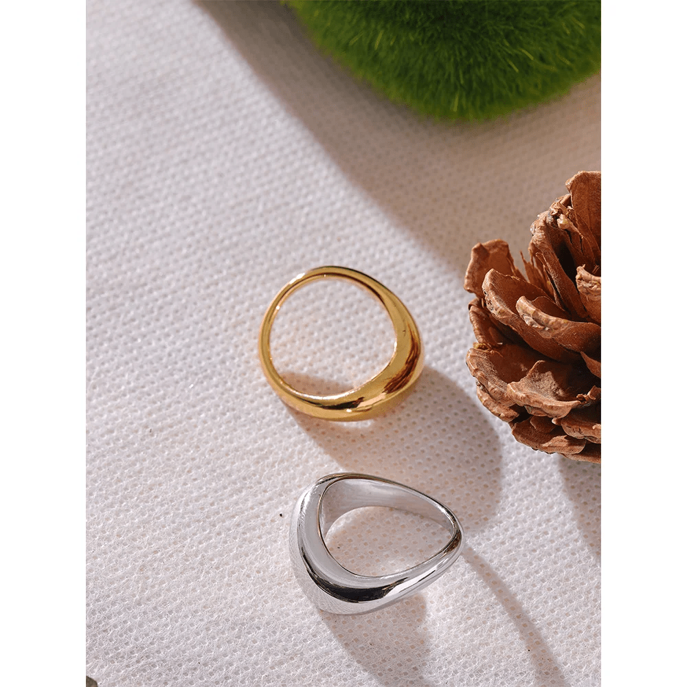 Geometric gold ring - minimalist stainless steel design for women | Pure Vita Dubai
