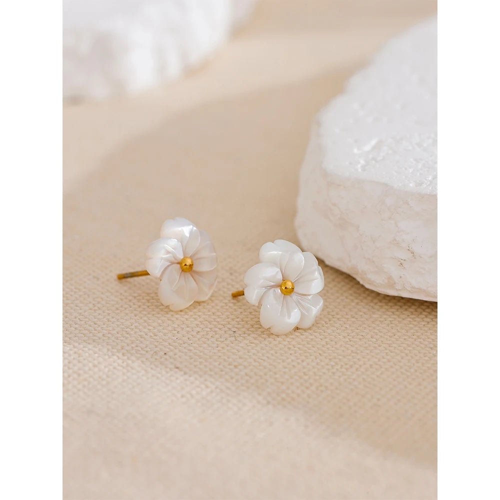 Shell flower stud earrings - PVD gold plated Korean fashion design | Pure Vita Dubai