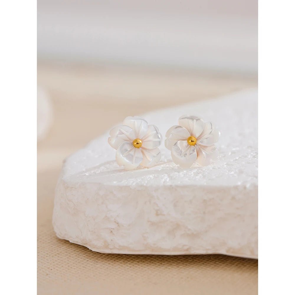 Shell flower stud earrings - PVD gold plated Korean fashion design | Pure Vita Dubai