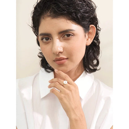 Natural shell flower ring adjustable - 18K PVD gold plated design | Pure Vita Dubai