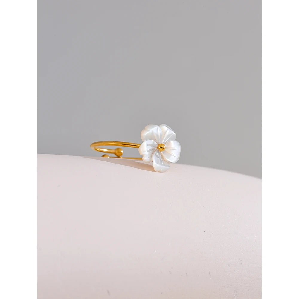 Natural shell flower ring adjustable - 18K PVD gold plated design | Pure Vita Dubai