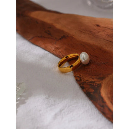 Pearl ring - 18K gold plated geometric design for women | Pure Vita Dubai