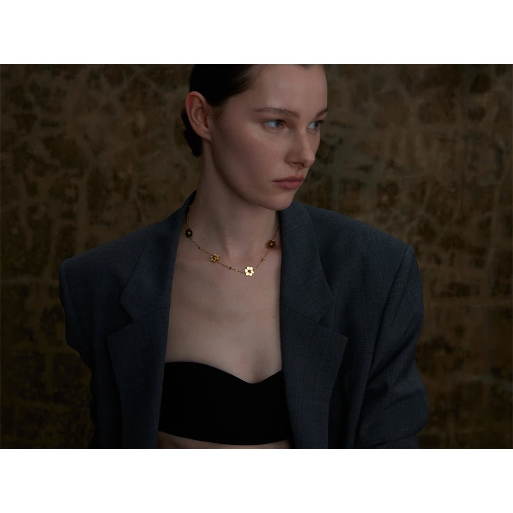 Flower necklace - waterproof PVD gold chain design for women | Pure Vita Dubai