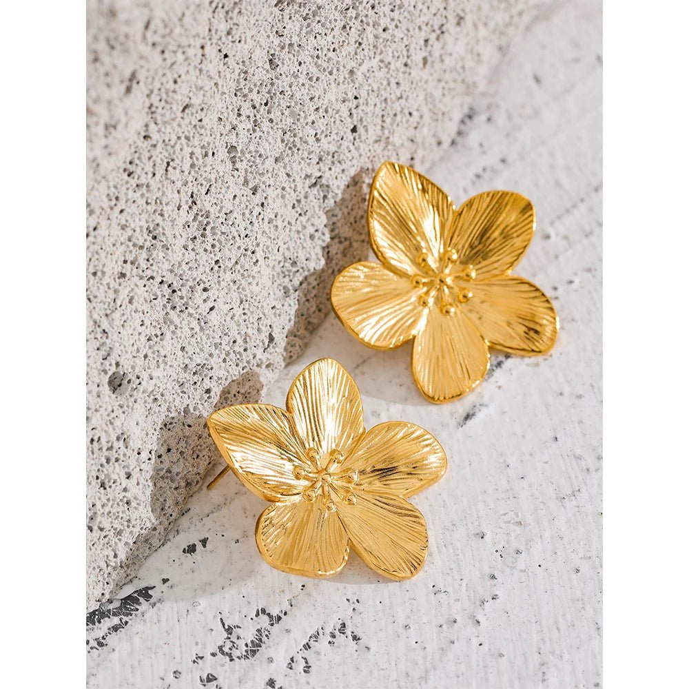 Vintage Gold Flower Stud Earrings - Tarnish Free PVD Plated Flower Studs - Pure Vita Dubai
